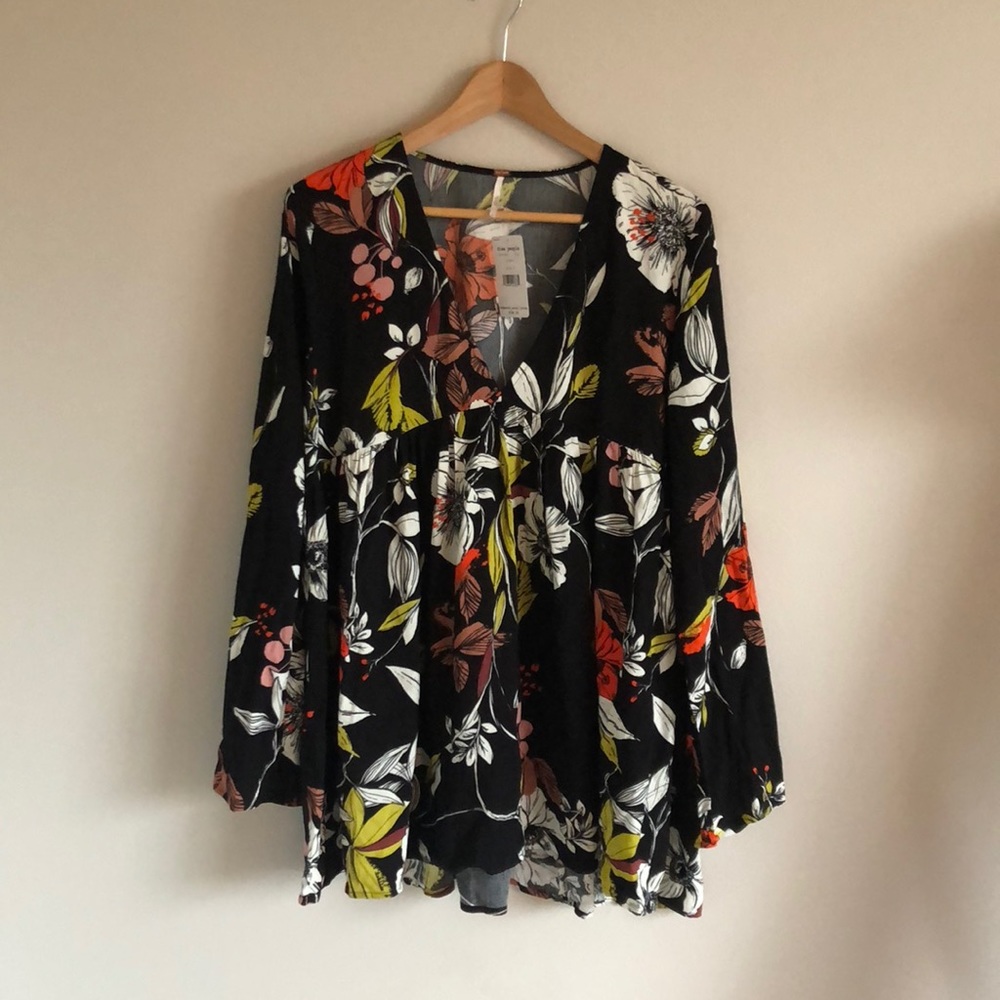 NWT FREE PEOPLE DRESS !!